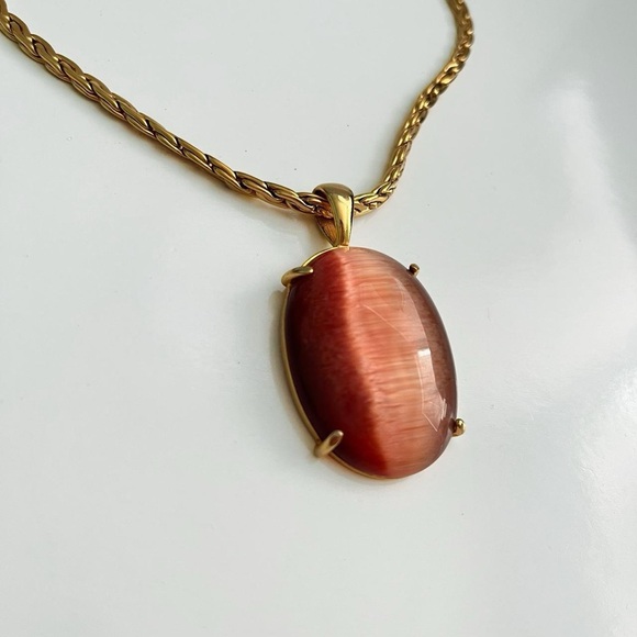 Vintage Chunky Gold Cats Eye Pendant Choker Necklace - Picture 6 of 9